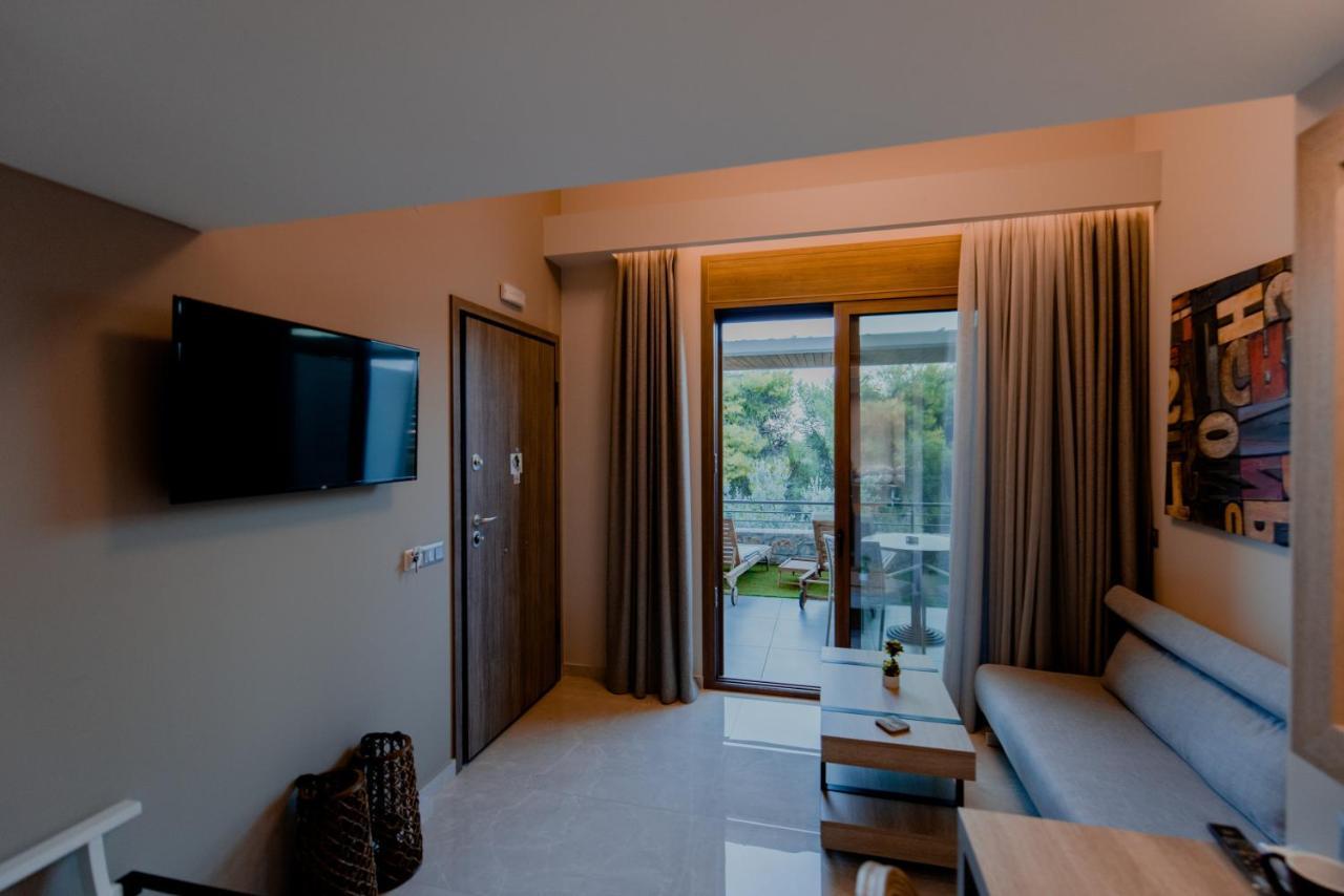Stork Design Suites Epidaurus Exterior photo
